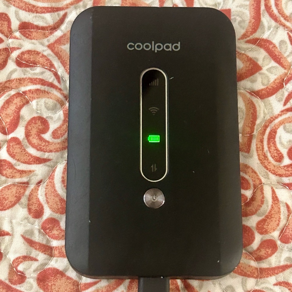 Coolpad Black Wireless Hotspot
